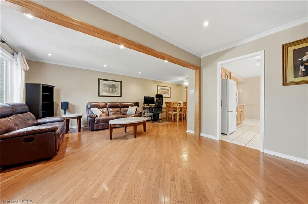 Single Family Residence sold at 18 Mckinnon Avenue, Georgetown, ON, L7G 5H5 - GE Georgetown - MLS: 40838053