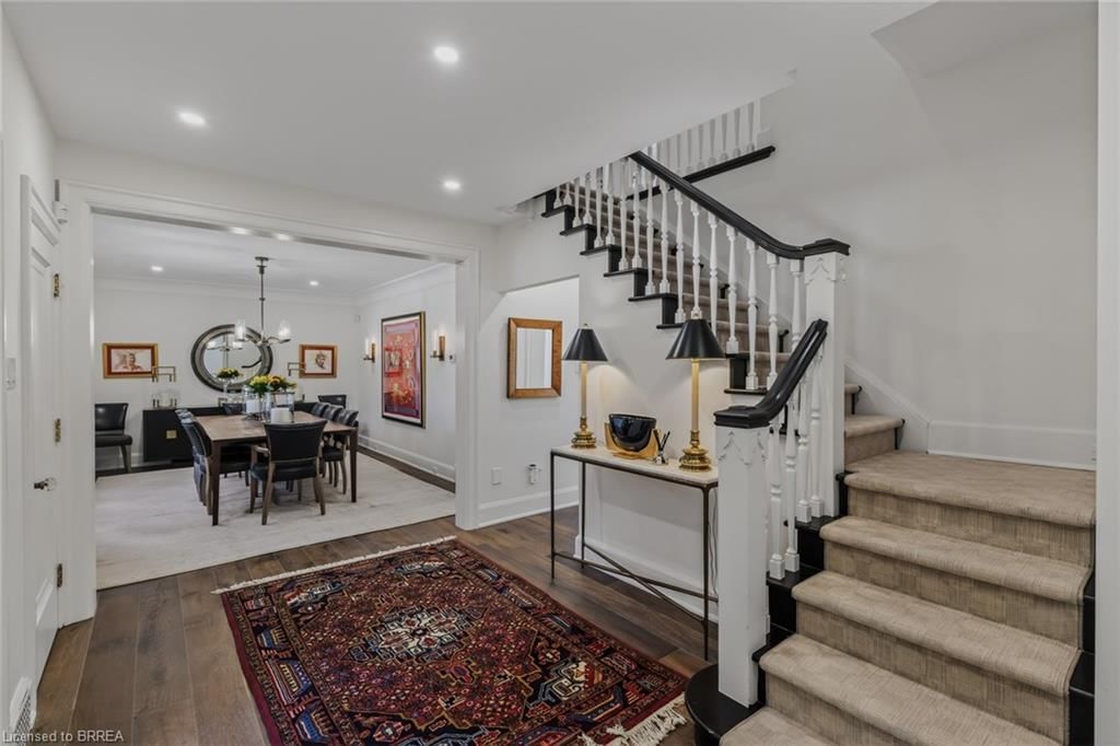 19 Inwood Drive — photo 4