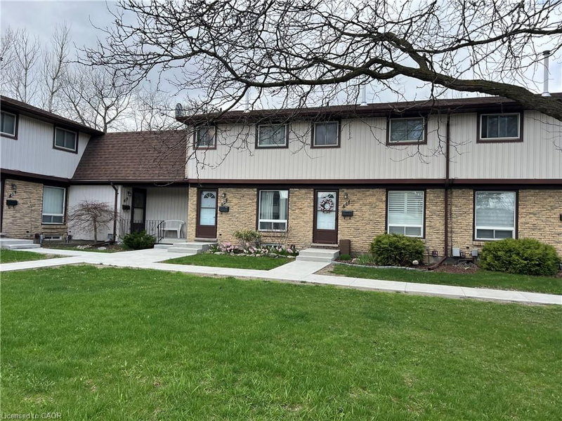 22 - 210 Glamis Road