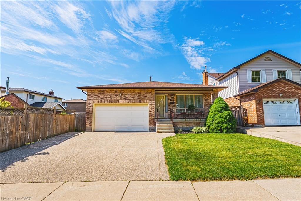 Single Family Residence for sale at 565 Stone Church Road, Hamilton, ON, L9B 1A5 - Gilkson - MLS: 40838373