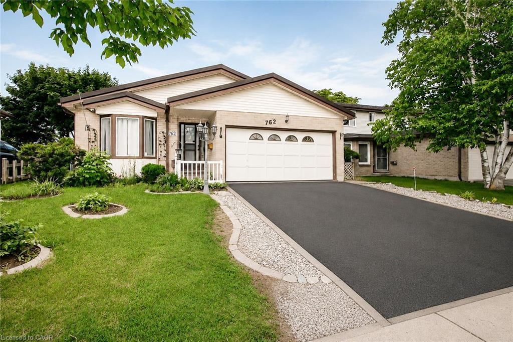 Single Family Residence for sale at 762 Railton Avenue, London, ON, N5V 4E4 - East I - MLS: 40838406
