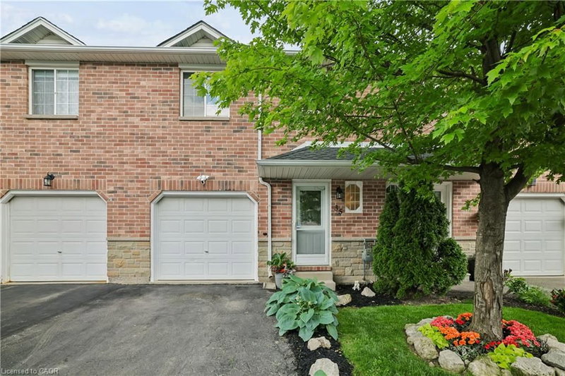 35 - 39 Pinewoods Drive