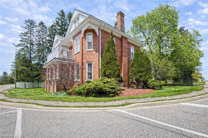 3212 Roseville Road