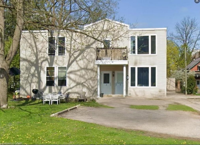 74 William Street W, Waterloo, Ontario