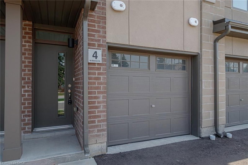 4 - 35 Dawson Drive