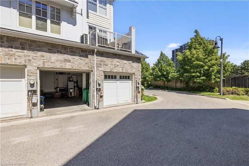904 - 1011 Deta Road