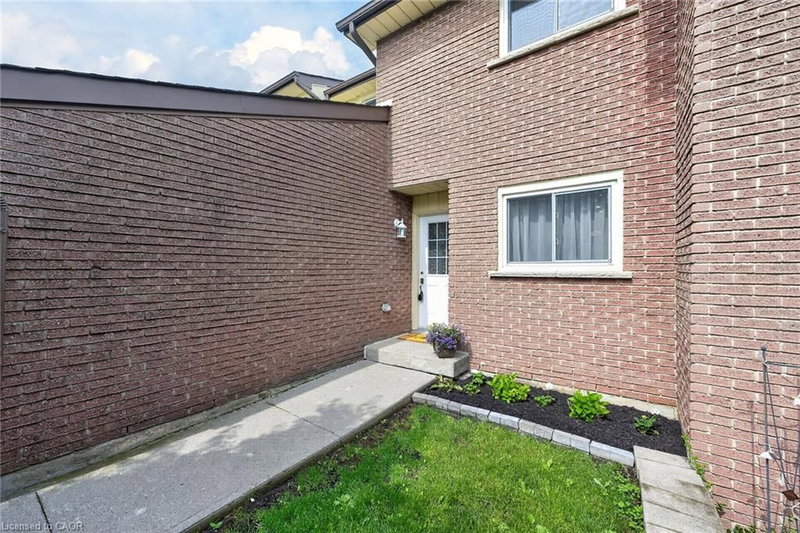 94 - 175 Queen Victoria Drive