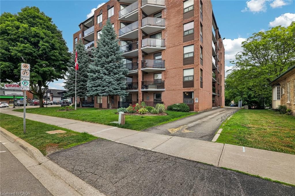 Condo/Apt Unit sold at 104-217 Thames Street, Ingersoll, ON, N5C 2T6 - South - MLS: 40838756