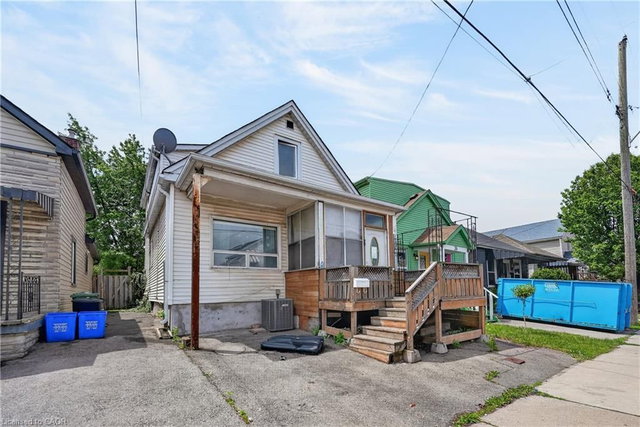28 Cambridge Avenue