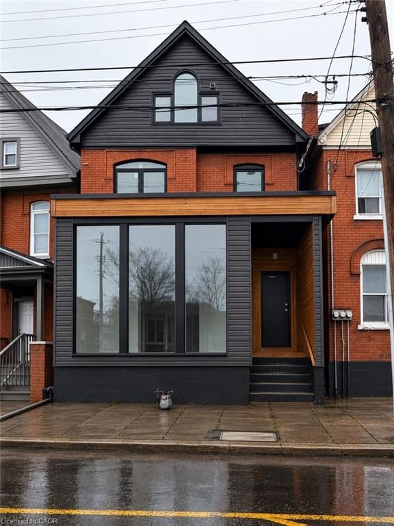 Building and Land for sale at 76 Wentworth Street, Hamilton, ON, L8N 2Y9 - Stinson - MLS: 40839234