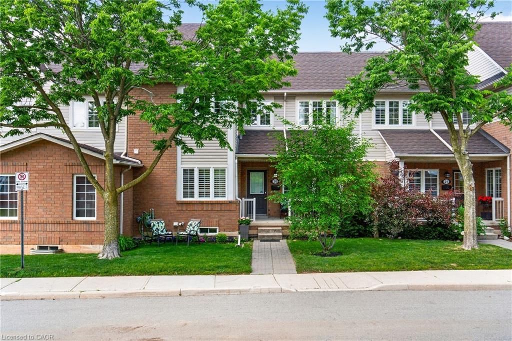 Row/Townhouse sold at 20-100 Beddoe Drive, Hamilton, ON, L8P 4Z2 - Kirkendall South - MLS: 40839287