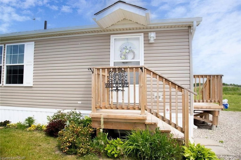 26 Hickory Hollow