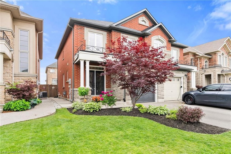 82 Summerberry Way