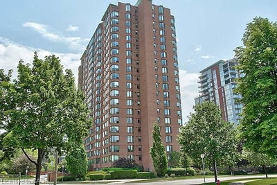 606 - 1270 Maple Crossing