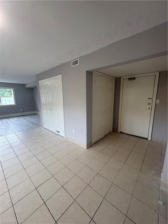 1 - 81 Dundas Street