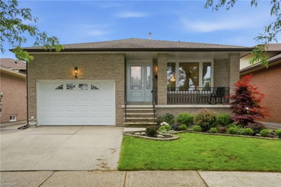 6 Royce Avenue