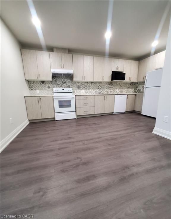 303 - 307 King Street E