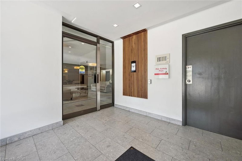 65 Westmount Road N photo 3