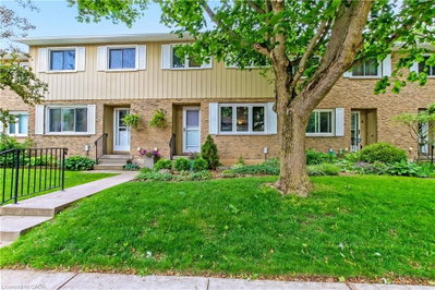 30 - 6 Richardson Drive