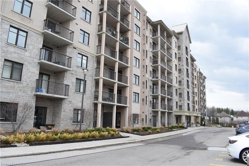 406 - 776 Laurelwood Drive