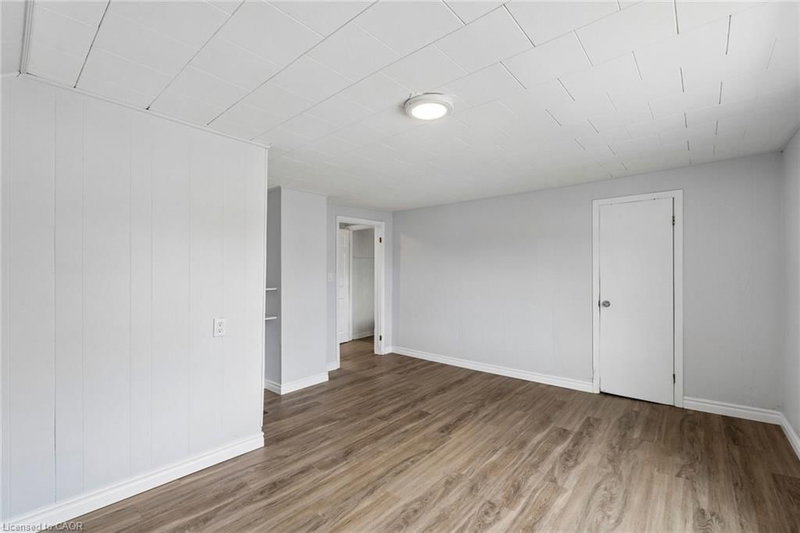 UPPER - 26 Albina Street