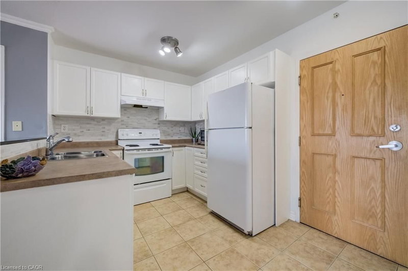 420 - 8 Harris Street