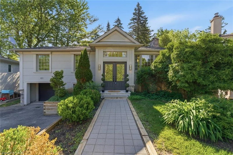 61 Lawnwood Court
