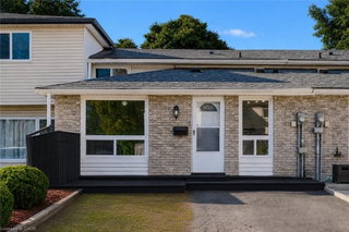 550 Parkview Crescent