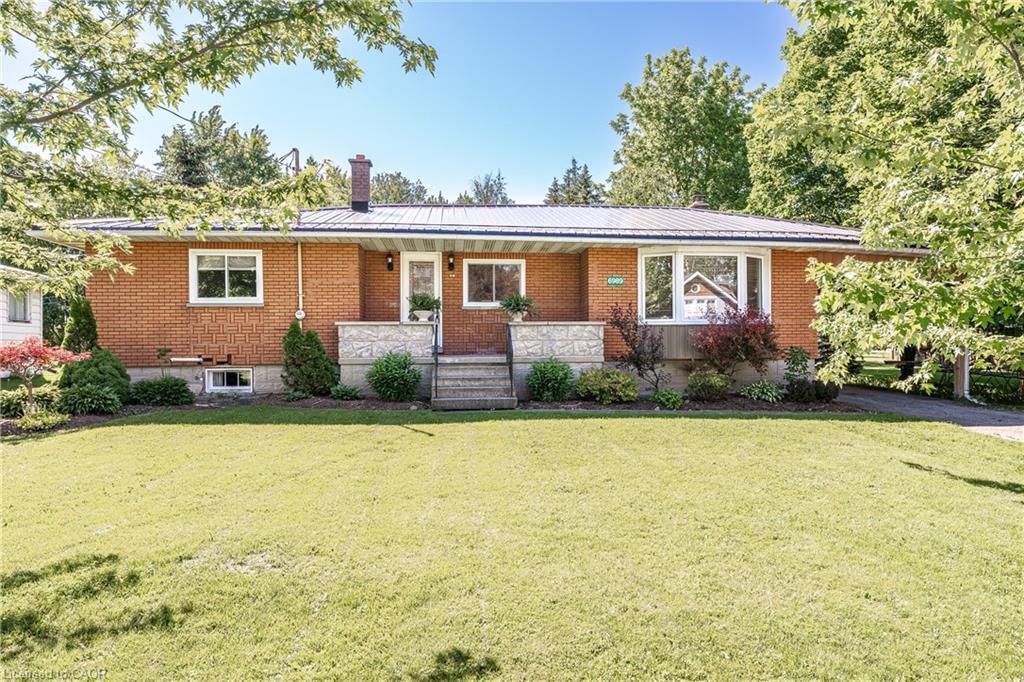 Single Family Residence sold at 6989 Rutherford Street, Millbank, ON, N0K 1L0 - Millbank - MLS: 40840570