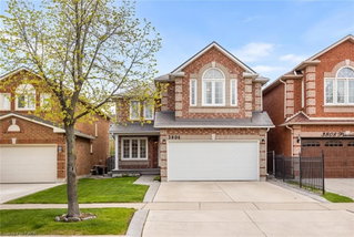 3804 Periwinkle Crescent