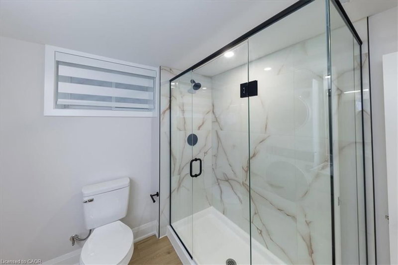 149 Ivon Avenue, Hamilton — 34