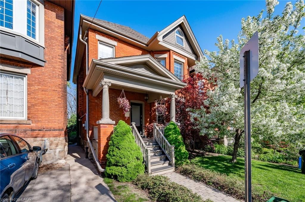 Single Family Residence for lease at Main-102 Ontario Avenue, Hamilton, ON, L8N 2X2 - Stinson - MLS: 40840833