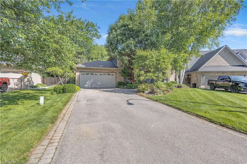 44 Hammill Court