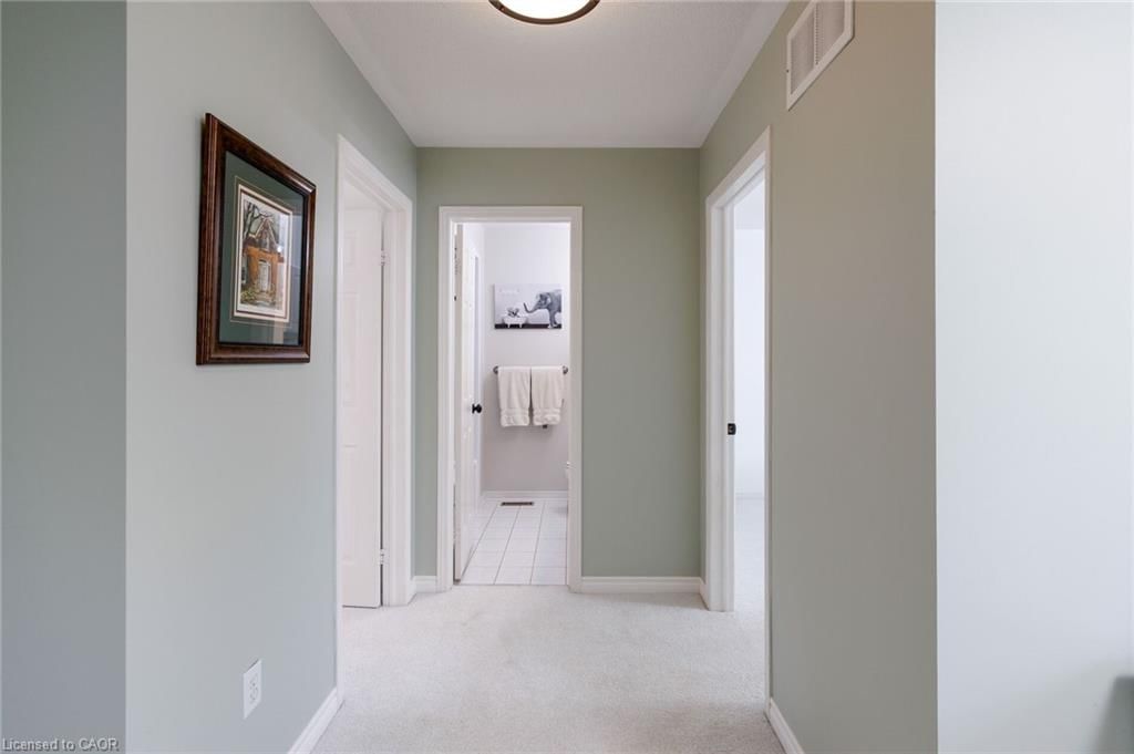 Single Family Residence sold at 2140 Stillmeadow Road, Oakville, ON, L6M 3R1 - WM Westmount - MLS: 40841069