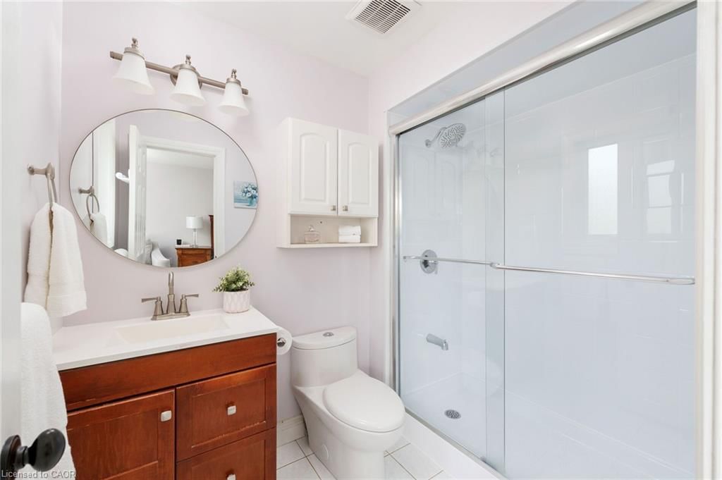Single Family Residence sold at 2140 Stillmeadow Road, Oakville, ON, L6M 3R1 - WM Westmount - MLS: 40841069