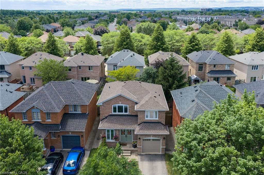 Single Family Residence sold at 2140 Stillmeadow Road, Oakville, ON, L6M 3R1 - WM Westmount - MLS: 40841069