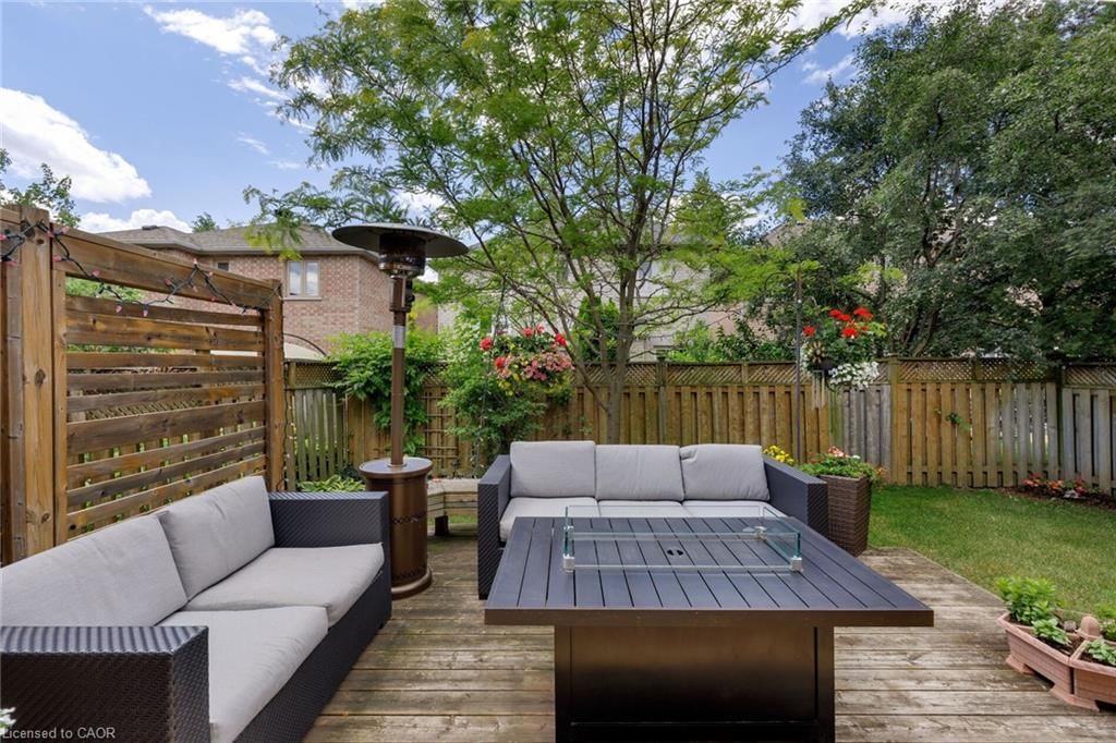 Single Family Residence sold at 2140 Stillmeadow Road, Oakville, ON, L6M 3R1 - WM Westmount - MLS: 40841069