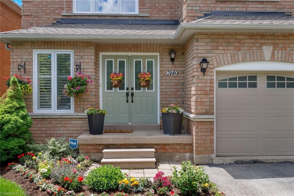 Single Family Residence sold at 2140 Stillmeadow Road, Oakville, ON, L6M 3R1 - WM Westmount - MLS: 40841069