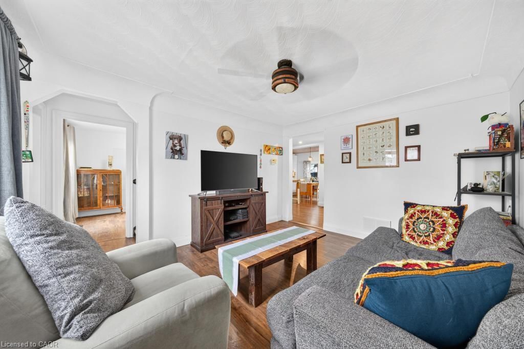 Single Family Residence for sale at 726 Brighton Avenue, Hamilton, ON, L8H 6H6 - Parkview - MLS: 40841237