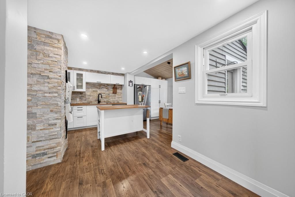 Single Family Residence for sale at 726 Brighton Avenue, Hamilton, ON, L8H 6H6 - Parkview - MLS: 40841237