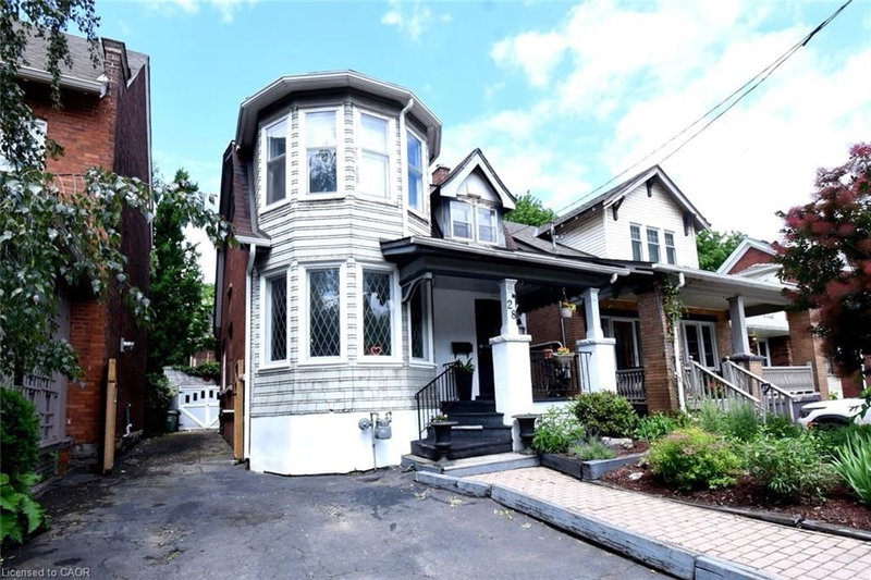 28 St Clair Avenue photo 4