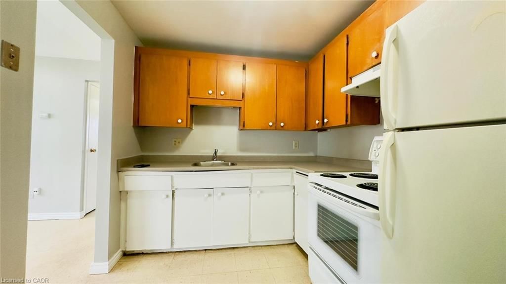 202 - 76 Brybeck Crescent 5