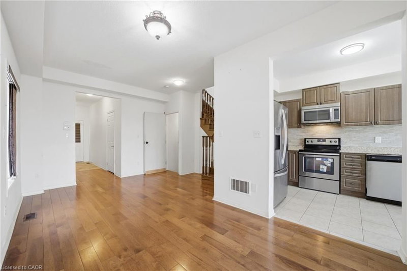 14 Gulfbrook Circle photo 5