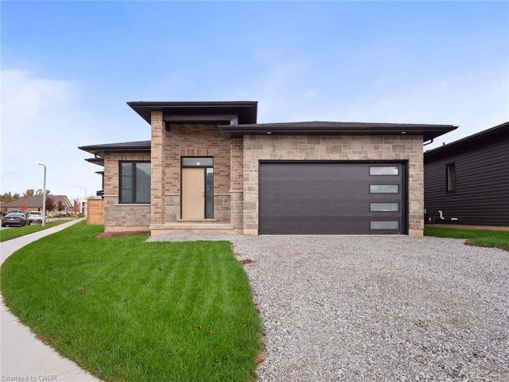 Single Family Residence for sale at 118 Willowbrook Drive, Welland, ON, L3C 0G2 - West Welland - MLS: 40841653
