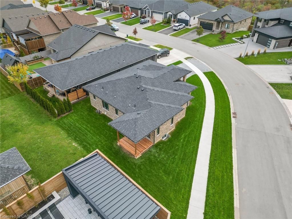 Single Family Residence for sale at 118 Willowbrook Drive, Welland, ON, L3C 0G2 - West Welland - MLS: 40841653