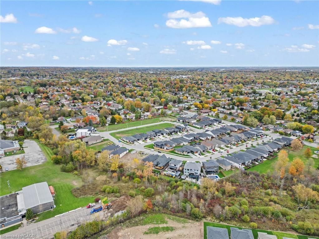 Single Family Residence for sale at 118 Willowbrook Drive, Welland, ON, L3C 0G2 - West Welland - MLS: 40841653