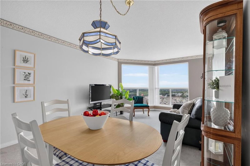 1412 - 2177 Burnhamthorpe Road W