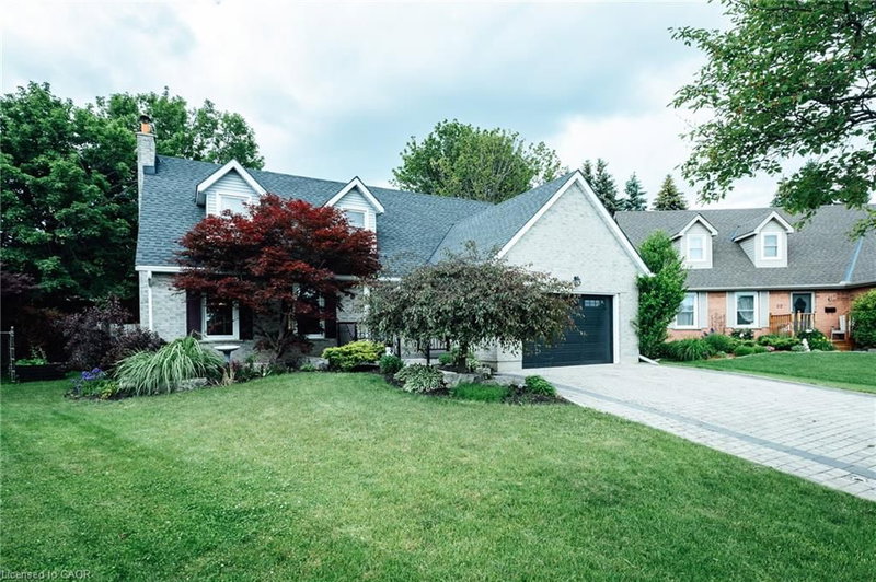 28 Mcgibbon Court
