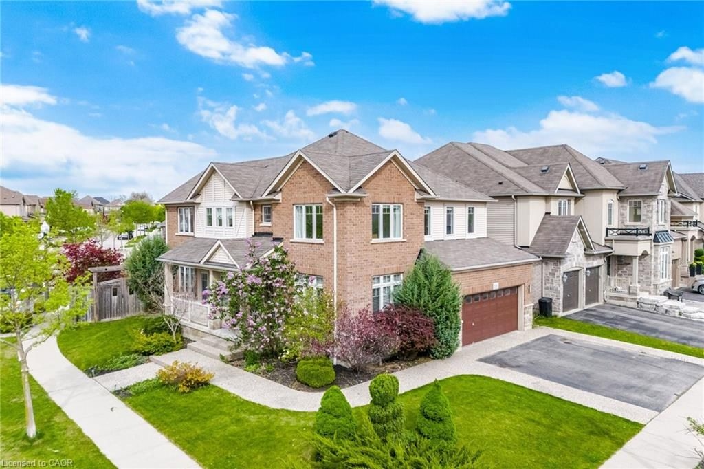 Single Family Residence for sale at 58 Doon Creek Street, Kitchener, ON, N2R 0B6 - Pioneer Park/Doon/Wyldwoods - MLS: 40841795