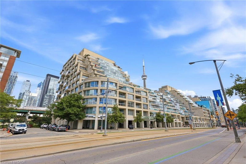 803E - 460 Queens Quay Way